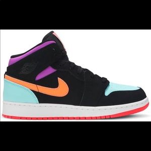 Air Jordans Mid “Candy” youth 7 (womens 8/8.5)